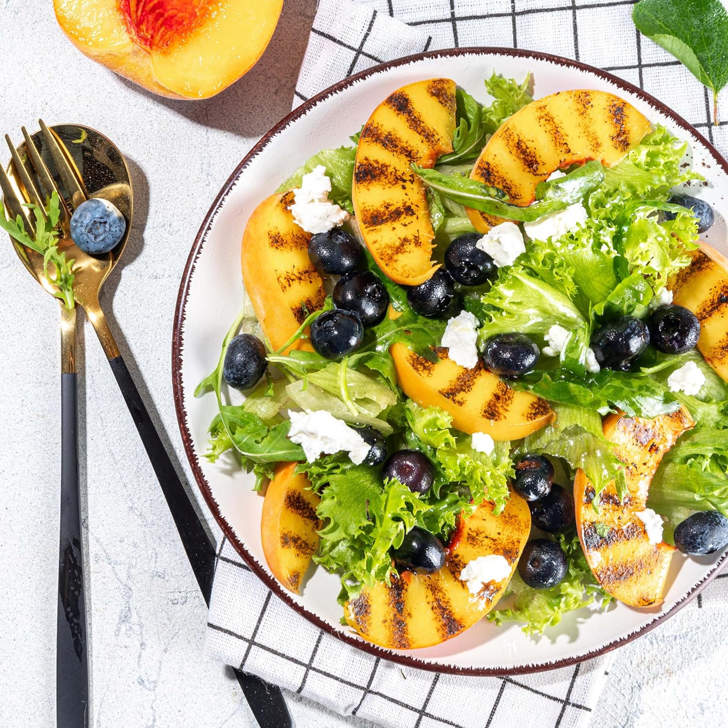 Yupik Dried Blueberries, 2.2 lb (35.2 oz), Gluten-Free, Kosher, Sweet Dried Fruits, Whole Berries, No Sulphites, Source of Fiber & Vitamins, Healthy Snacks, Ideal for Baking & Topping