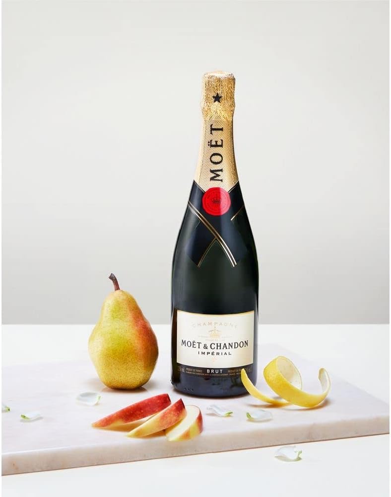 Moët & Chandon Impérial Brut Champagner, 75cl, in Geschenkbox | Ikone aus der Champagne | Elegant, frisch & fruchtig | Feine Perlage | Harmonische Balance