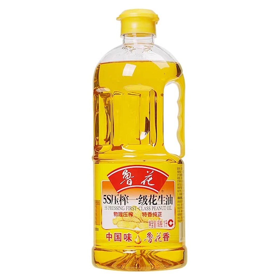 Luhua Chinese Peanut Oil 33.8 Fl Oz
