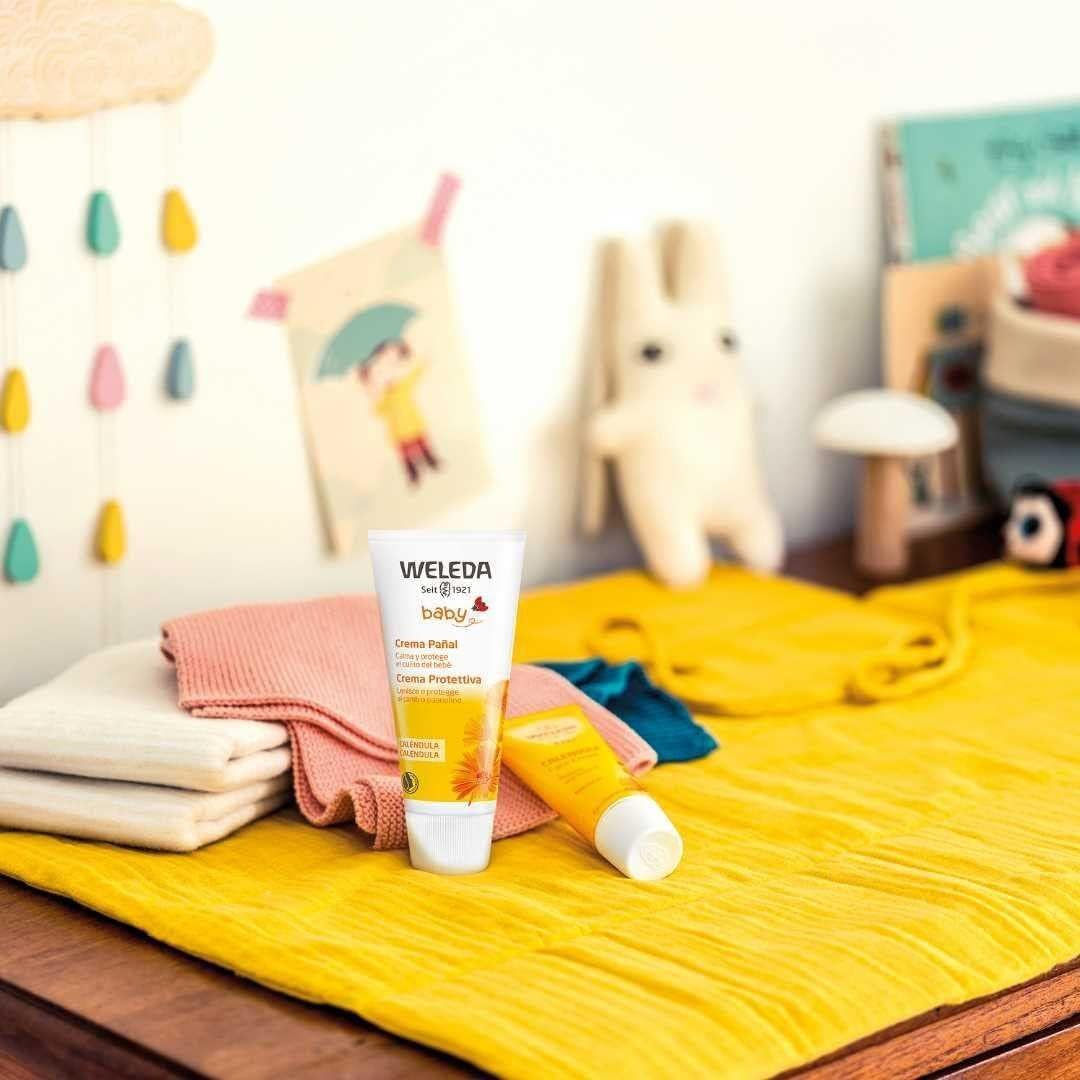 WELEDA Bio Baby Calendula Wundschutzcreme 75ml - Naturkosmetik Wundsalbe / Babycreme für den Schutz empfindlicher Baby Haut im Windelbereich. Hilft bei Rötungen, gereizter Haut und Wundsein