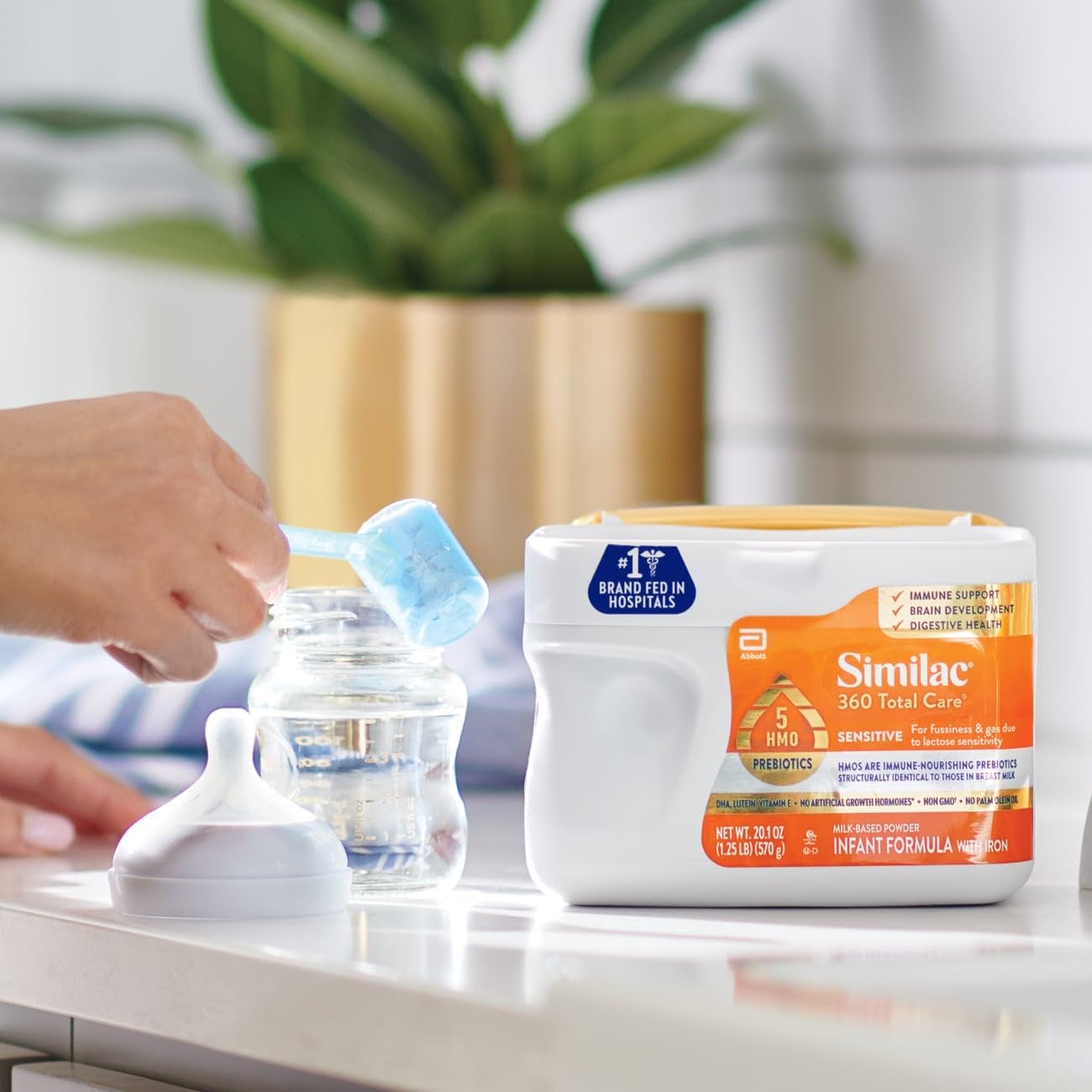 Similac 360 Total Care Sensitive Infant Formula for Fussiness & Gas Due to Lactose Sensitivity, Has 5 HMO Prebiotics, Baby Formula Powder, 20.1-oz Tub