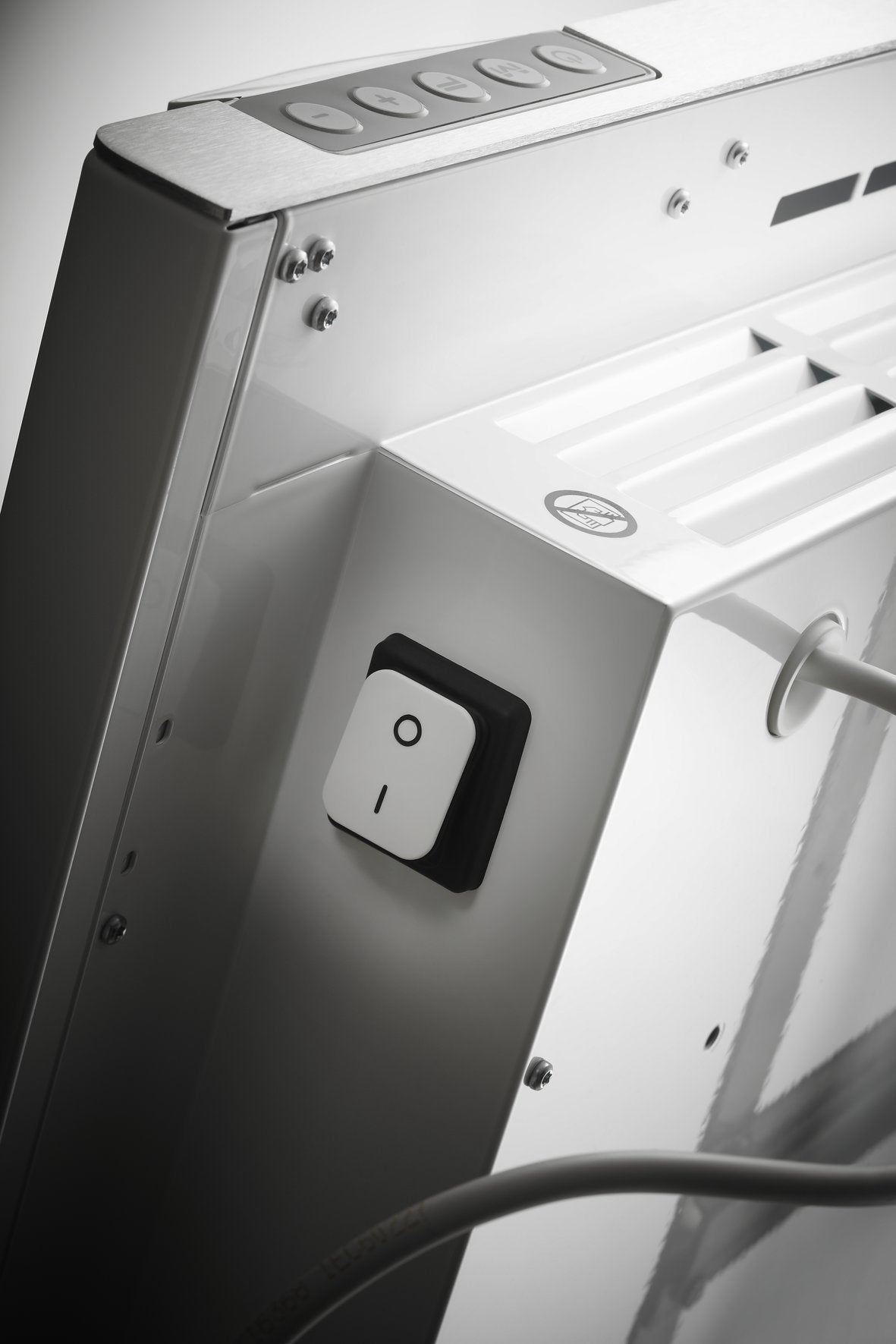 AEG Wandkonvektor WKL 505, Elektroheizung energiesparend, 500 W für ca. 6 m², LCD-Display, Wochenzeitschaltuhr, 236531