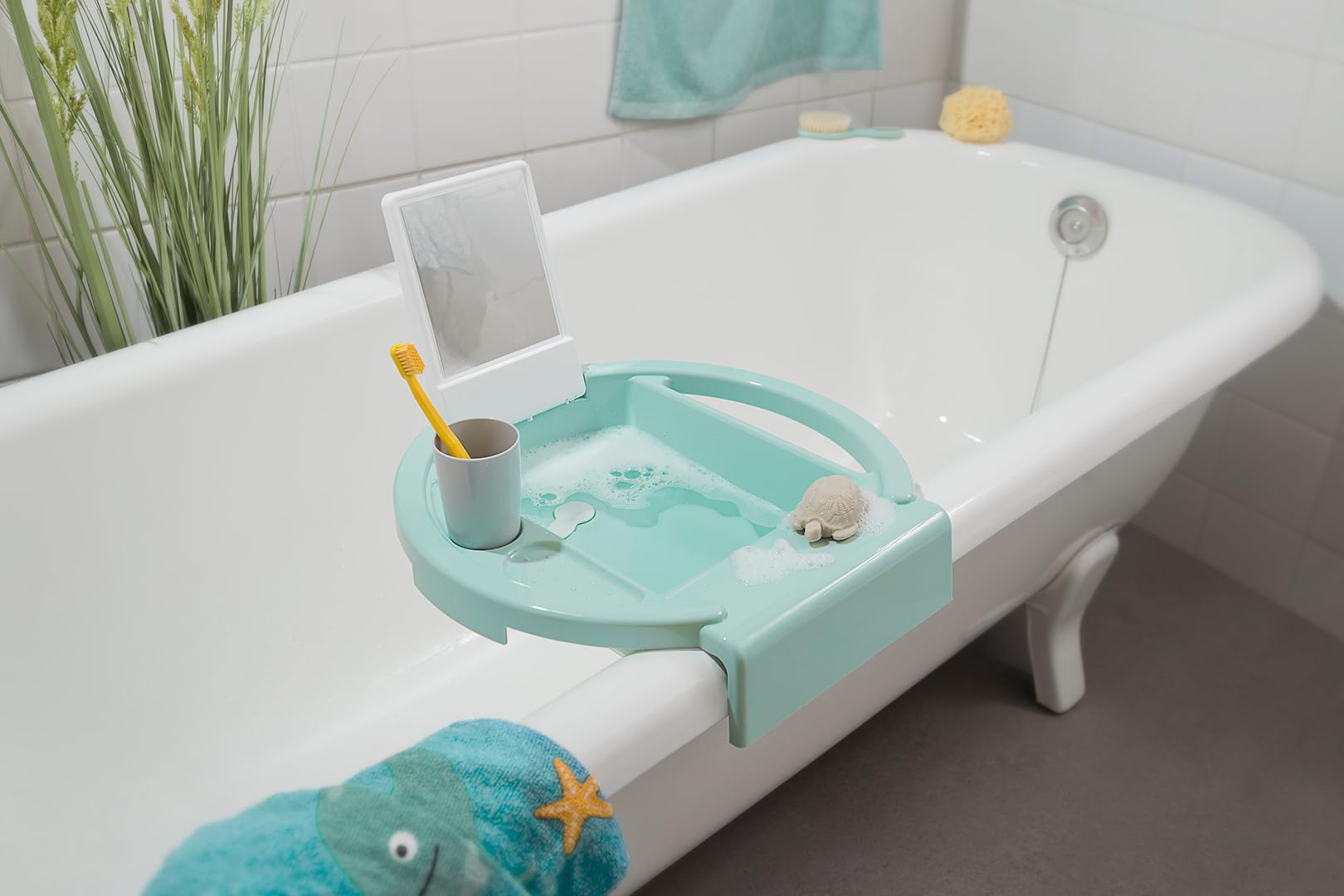 Rotho Babydesign Kiddy Wash - Kinderwaschbecken - Waschbecken - mobiles Kinderwaschbecken für die Badewanne - mit Spiegel- Ideal für Bad & Kinderzimmer grün