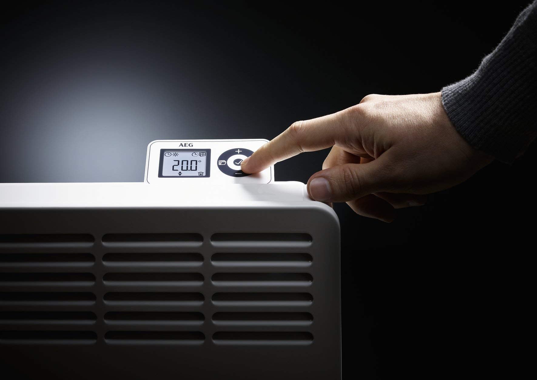 AEG Wandkonvektor WKL 505, Elektroheizung energiesparend, 500 W für ca. 6 m², LCD-Display, Wochenzeitschaltuhr, 236531