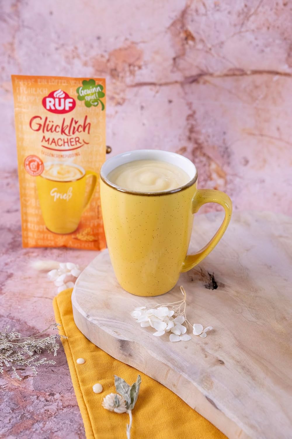 RUF Glücklichmacher Tassenpudding Schokolade, Cremepudding für schnelle Desserts, Tassencremepudding, nur Wasser hinzufügen, 1 x 59g Beutel