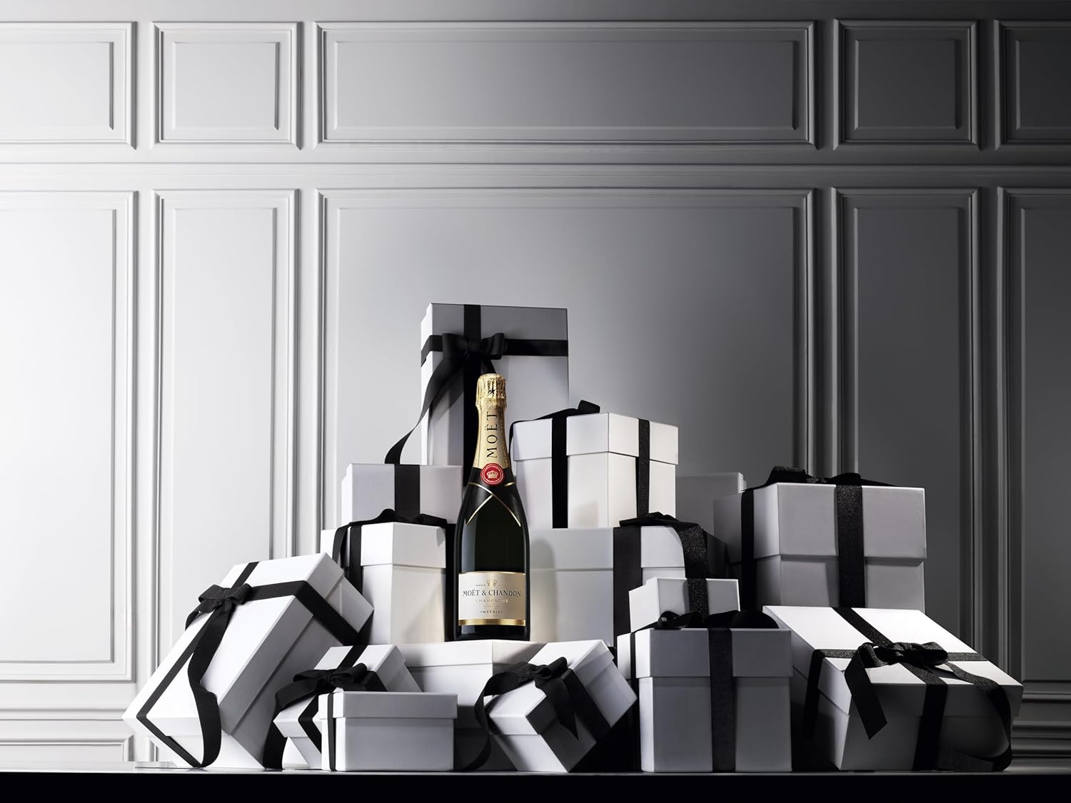 Moët & Chandon Impérial Brut Champagner, 75cl, in Geschenkbox | Ikone aus der Champagne | Elegant, frisch & fruchtig | Feine Perlage | Harmonische Balance