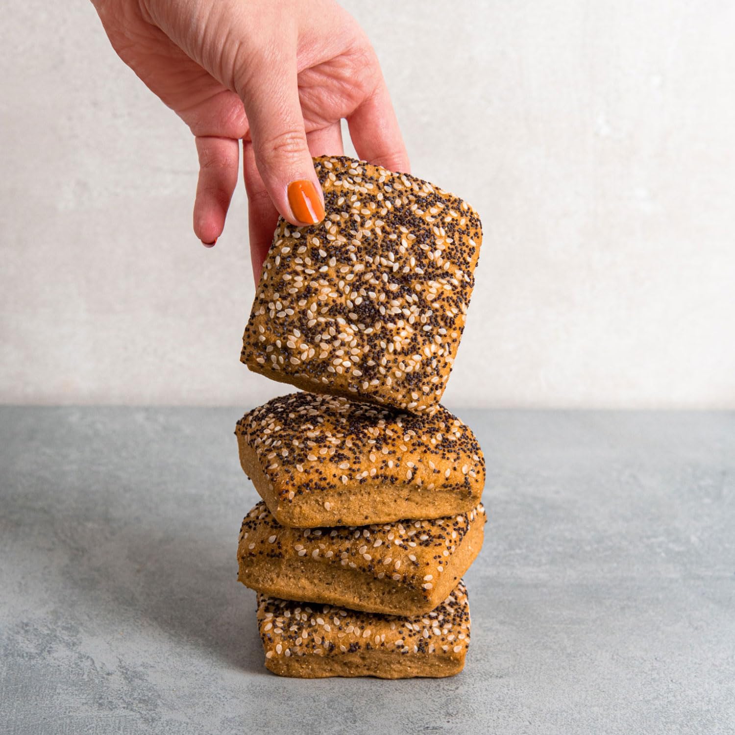 STEINER´s Low Carb High Protein Saatenbrötchen | 92% weniger Kohlenhydrate | high protein | nur 2,8g Kohlenhydrate | 23g Eiweiß (4er Pack, 16 Stk.)