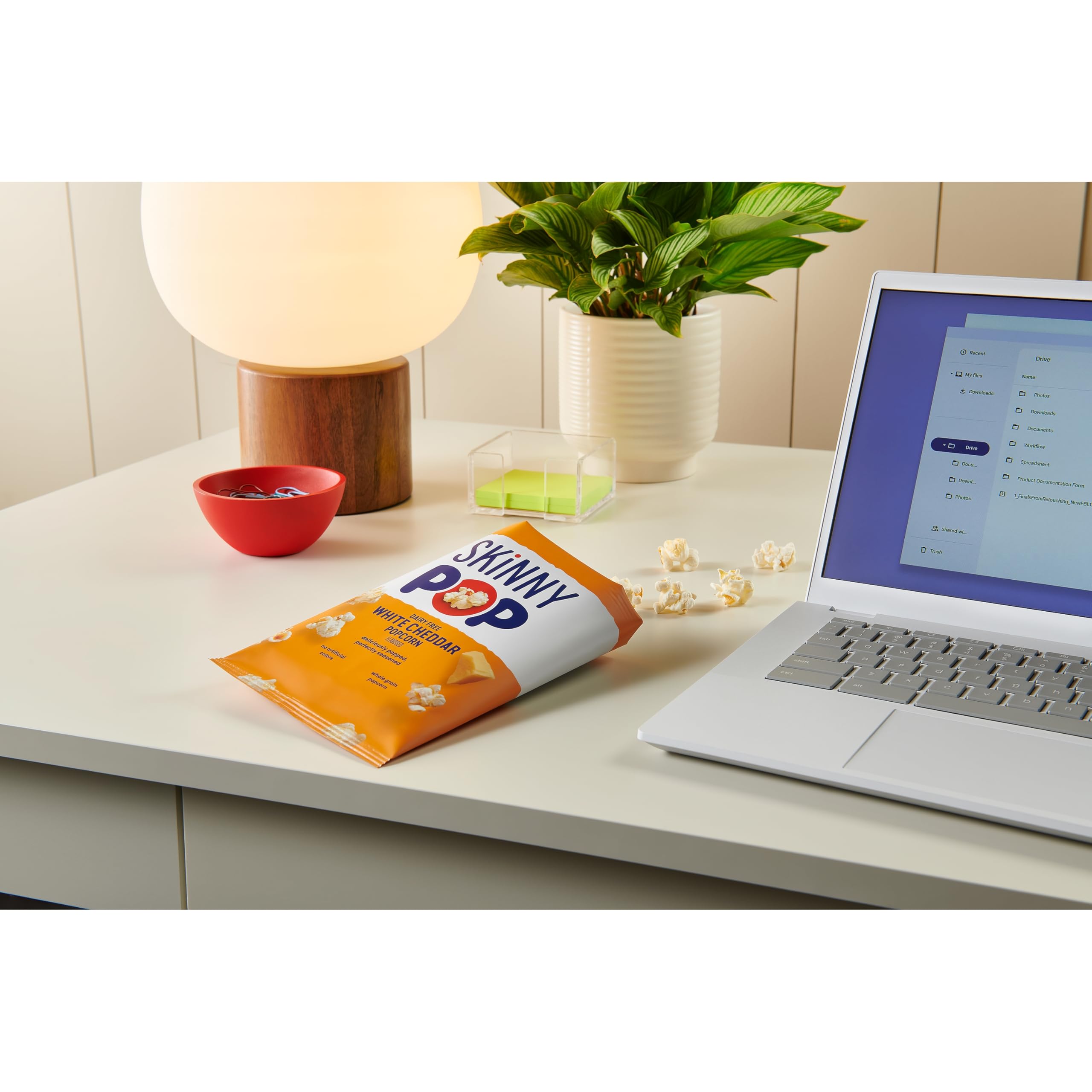 SkinnyPop Popcorn, Original, Whole Grain, Dairy-Free Snack, 0.65oz Bags (30ct)