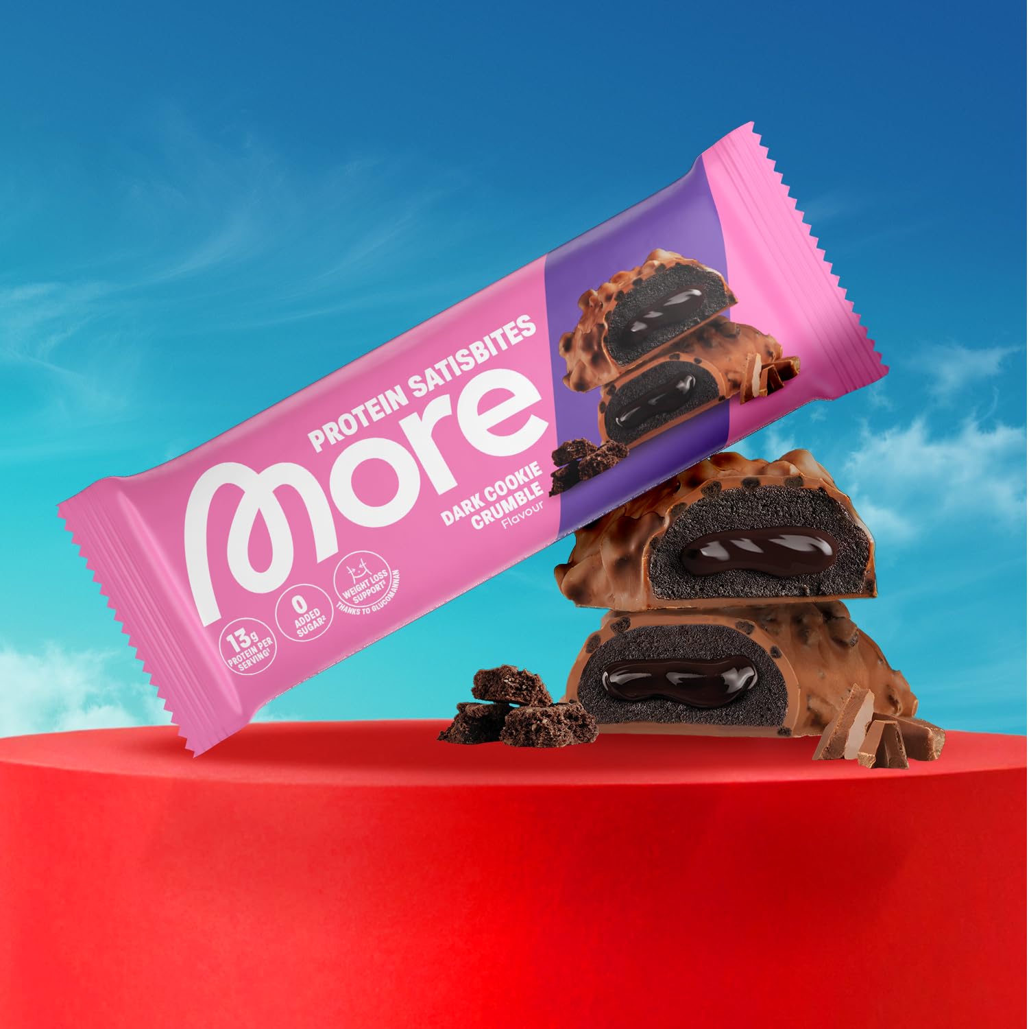 MORE Protein Satisbites, 12er Box Proteinriegel, 12 x 2 x 25 g, White Chocolate Strawberry Cream, bis zu 16 g Protein pro Portion, ohne Zuckerzusatz, made in Germany