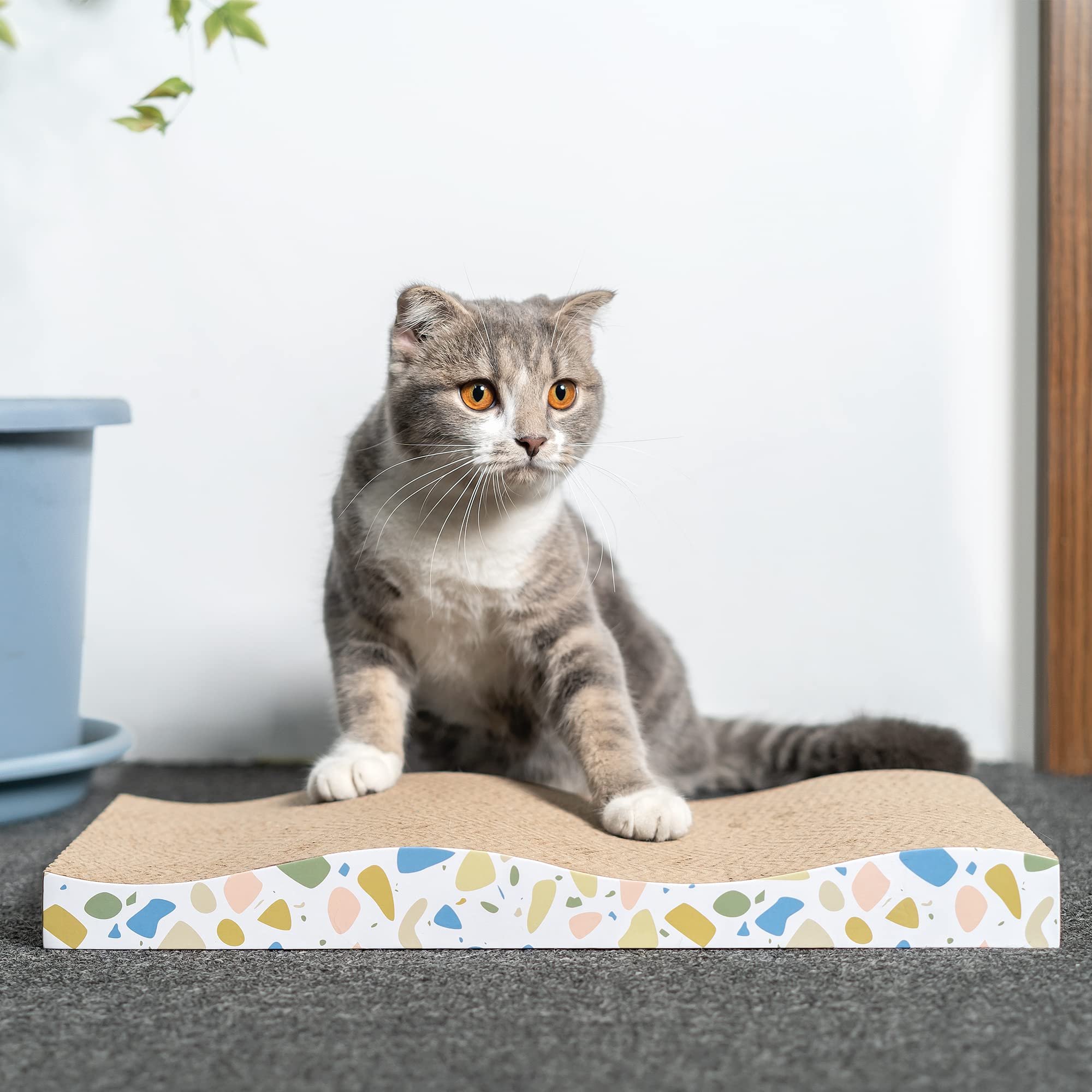 Conlun Kratzbrett für Katzen, 58 cm L-förmige Wandmontage, vertikale Kratzfläche, strapazierfähige Pappe zum Möbelschutz für Wohnungskatzen, Groß,Holzoptik