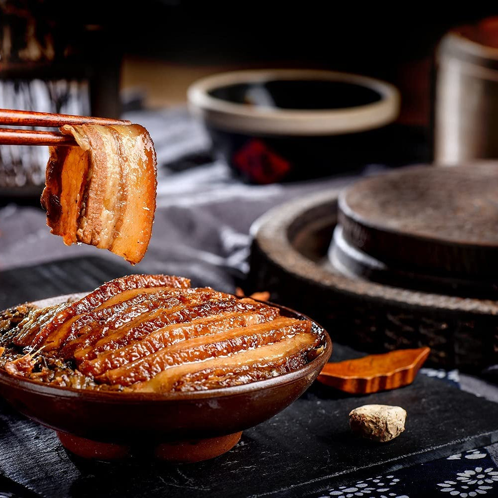 Luhua Chinese Peanut Oil 33.8 Fl Oz