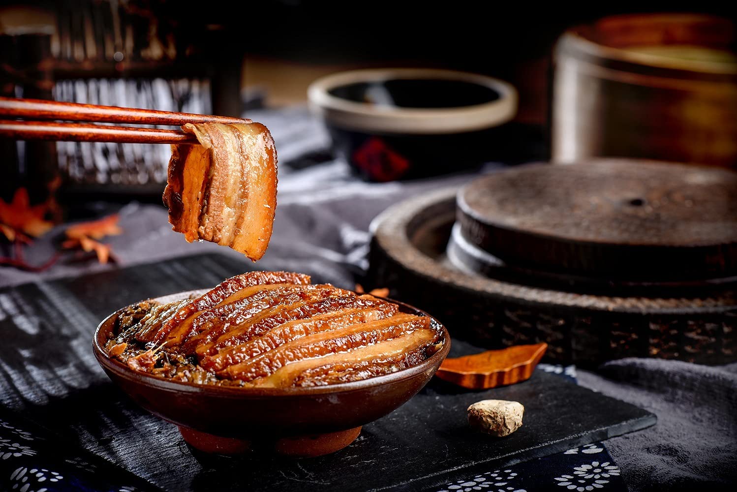 Luhua Chinese Peanut Oil 33.8 Fl Oz