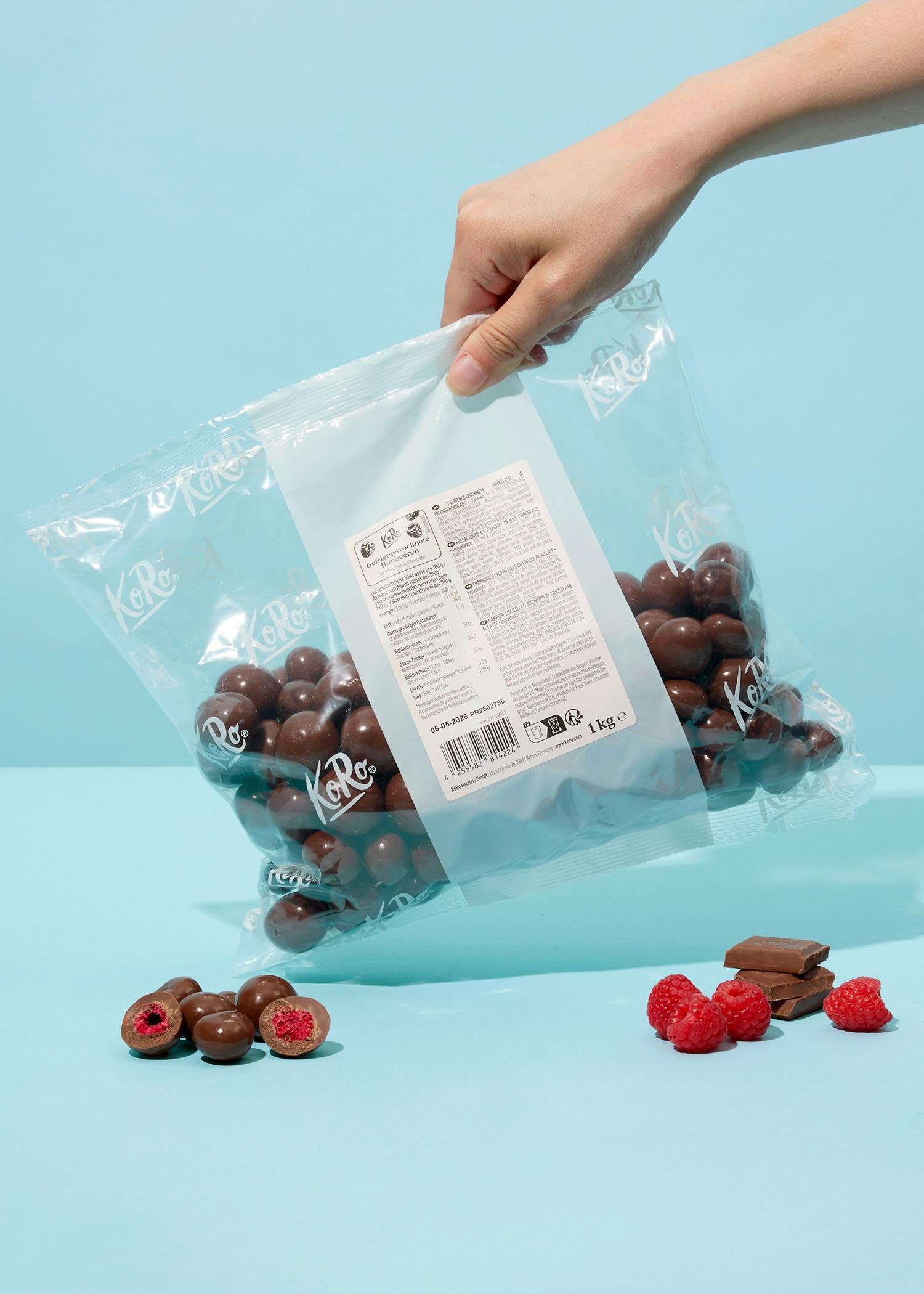 KoRo - Gefriergetrocknete Erdbeeren in Milchschokolade 1 kg - Knackig Fruchtig - Snack im Vorteilspack