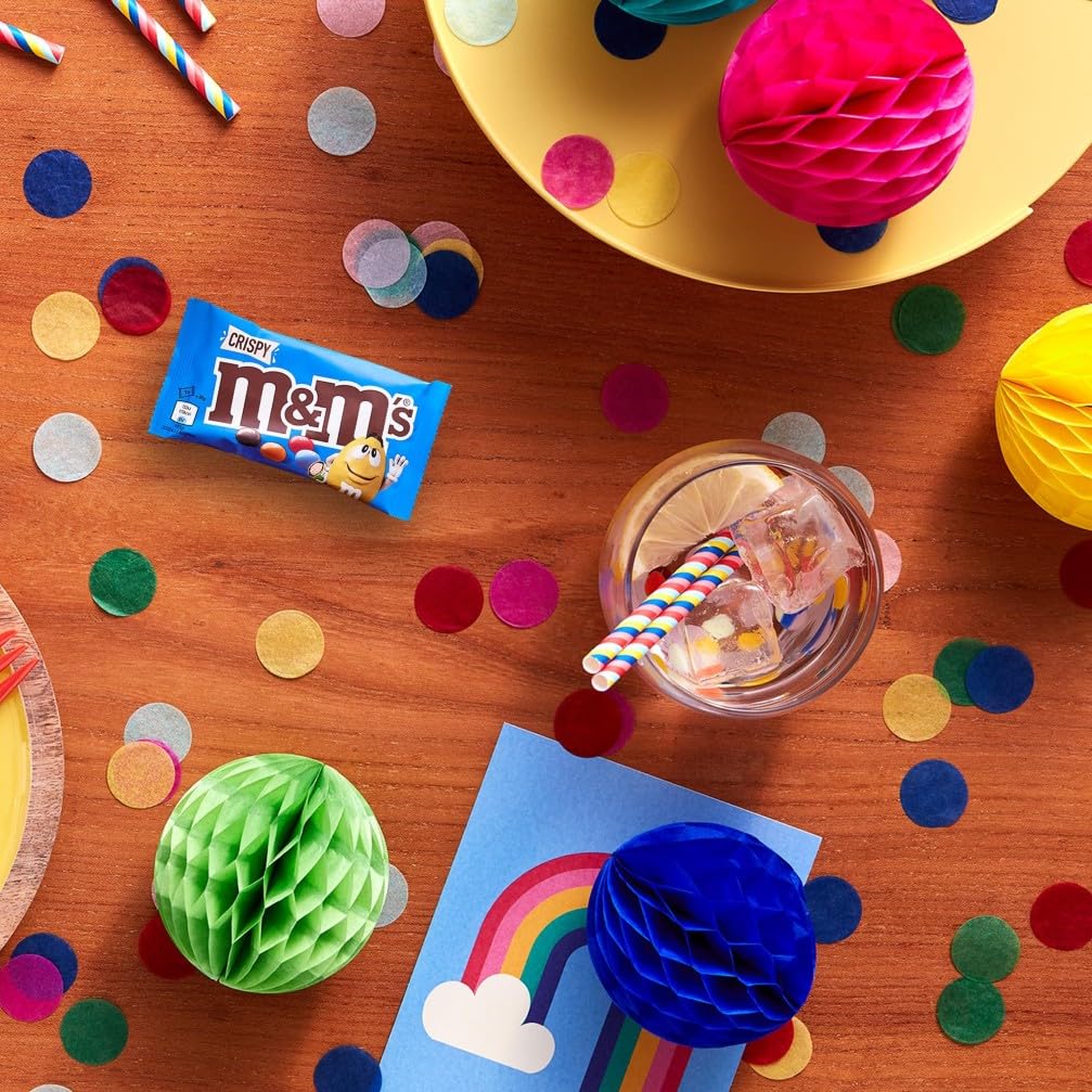 M&M's Crispy, Schokoladen Großpackung, 24 x 36g, Knusprige Schokolinsen als Süßigkeiten, Schokoladen Geschenk (816g)