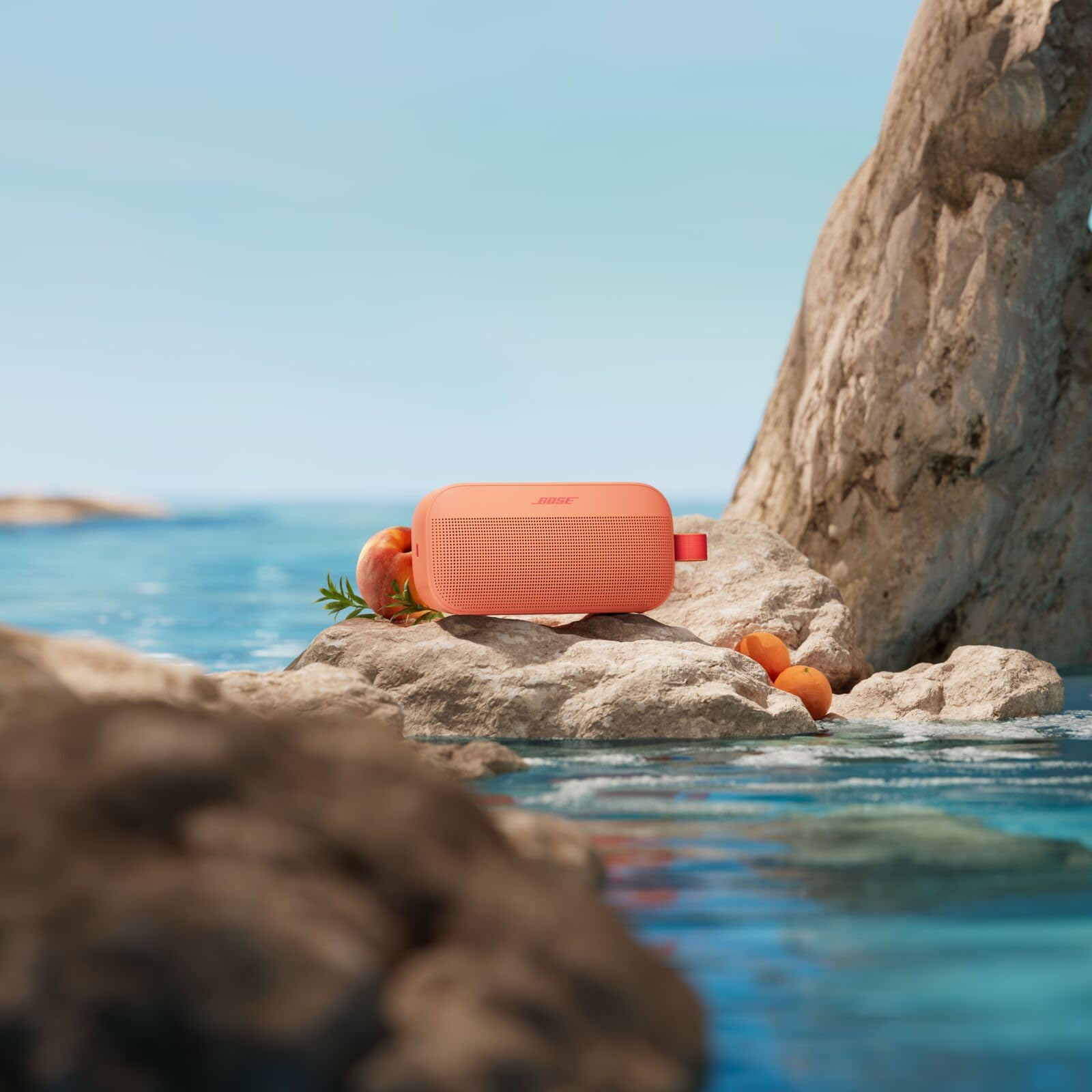 Bose SoundLink Flex Bluetooth Speaker (2nd Gen) - Portable Outdoor Speaker with Hi-Fi Audio, Waterproof and Dustproof, USB-C, Up to 12 Hours Battery Life, Black