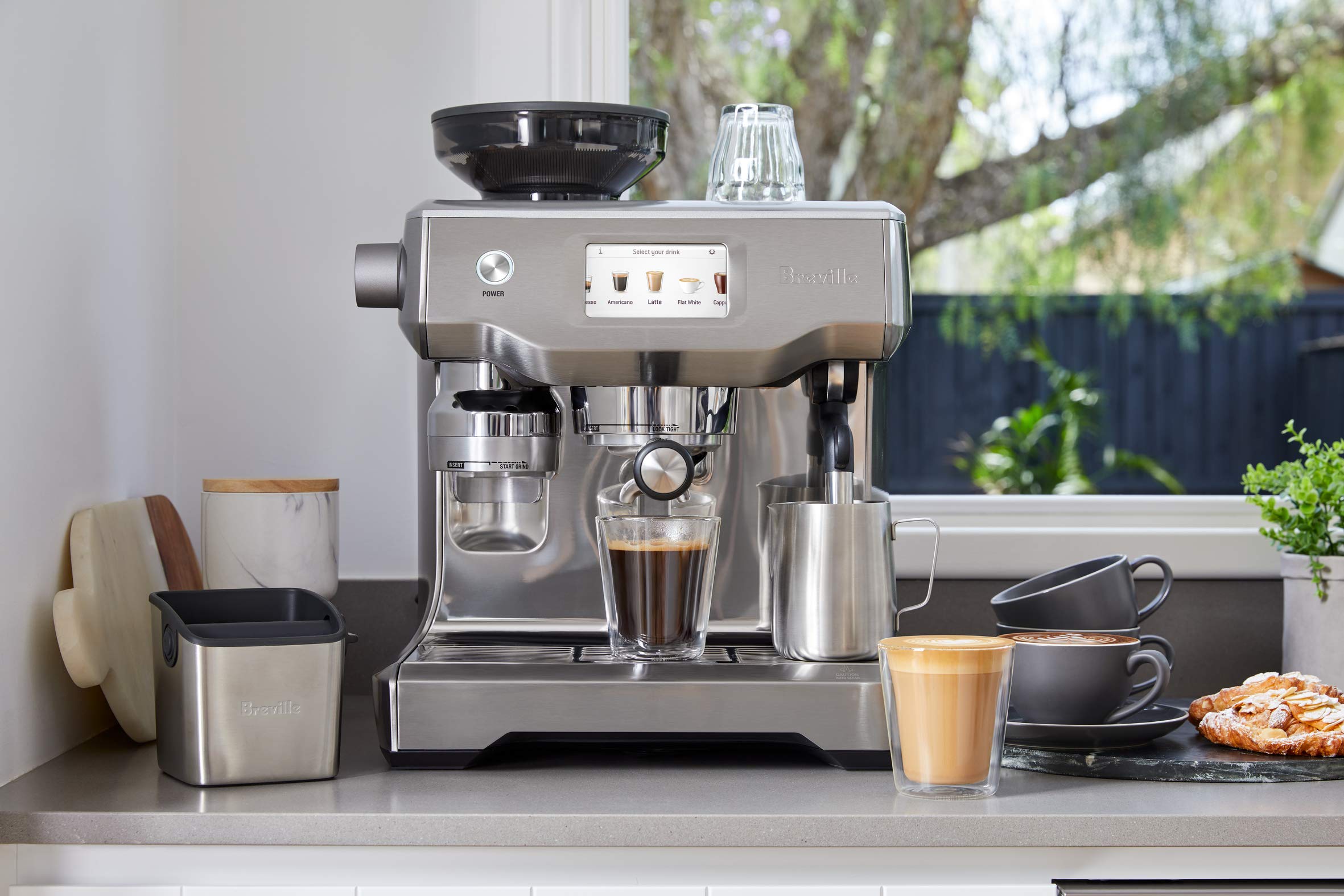Breville Barista Touch Espresso Machine BES880BTR, Black Truffle