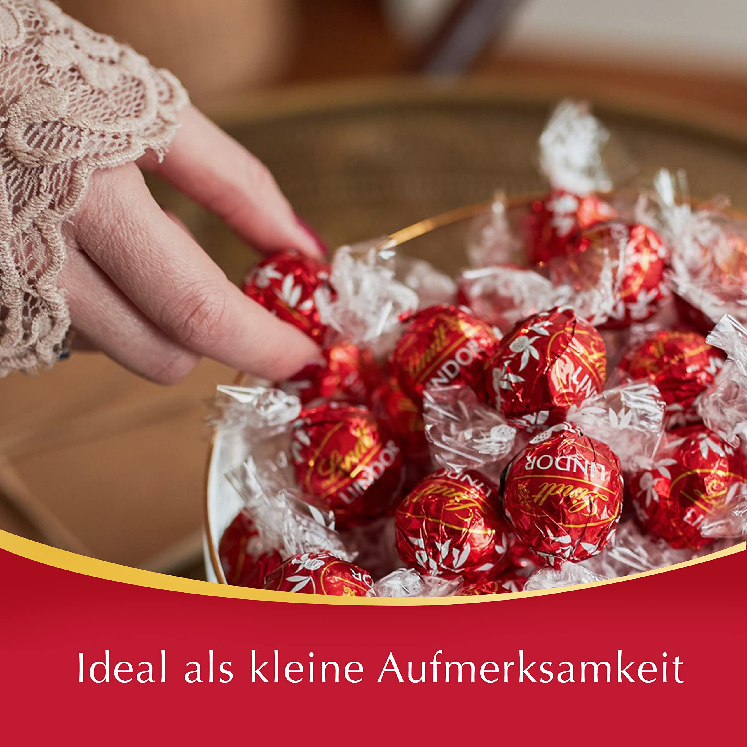 Lindt LINDOR Schokoladen Kugeln Extra Dunkel | ca. 80 Kugeln Edelbitterschokolade feinherb | dunkle Schokolade mit 70% Kakao | Großpackung, Pralinen-Geschenk | 1kg (1er Pack)
