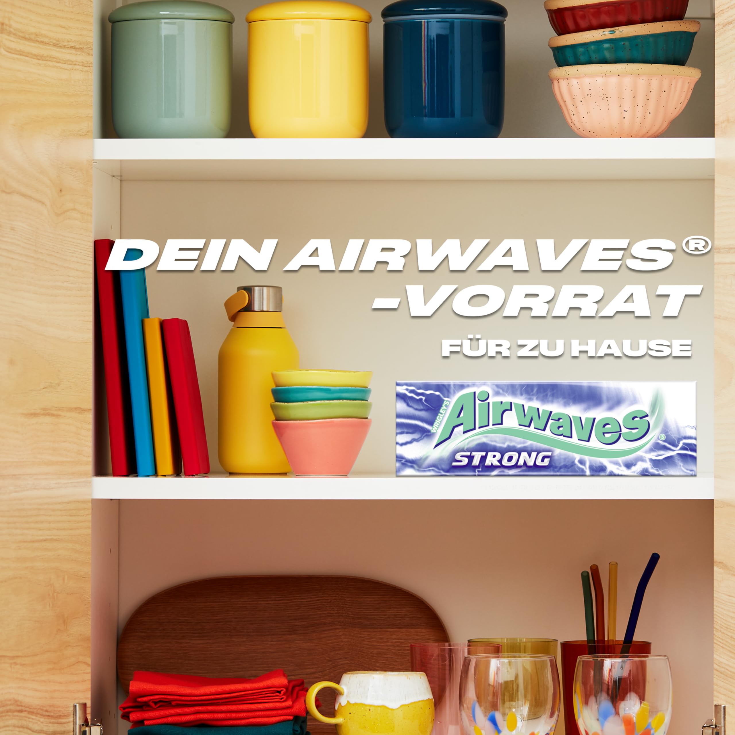 Airwaves Kaugummi Zuckerfrei, Strong, 30 x 10 Dragees, Großpackung Chewing Gum, Mit Natürlichem Menthol, Kaugummi ohne Zucker mit Minz Frische (300 Dragees)