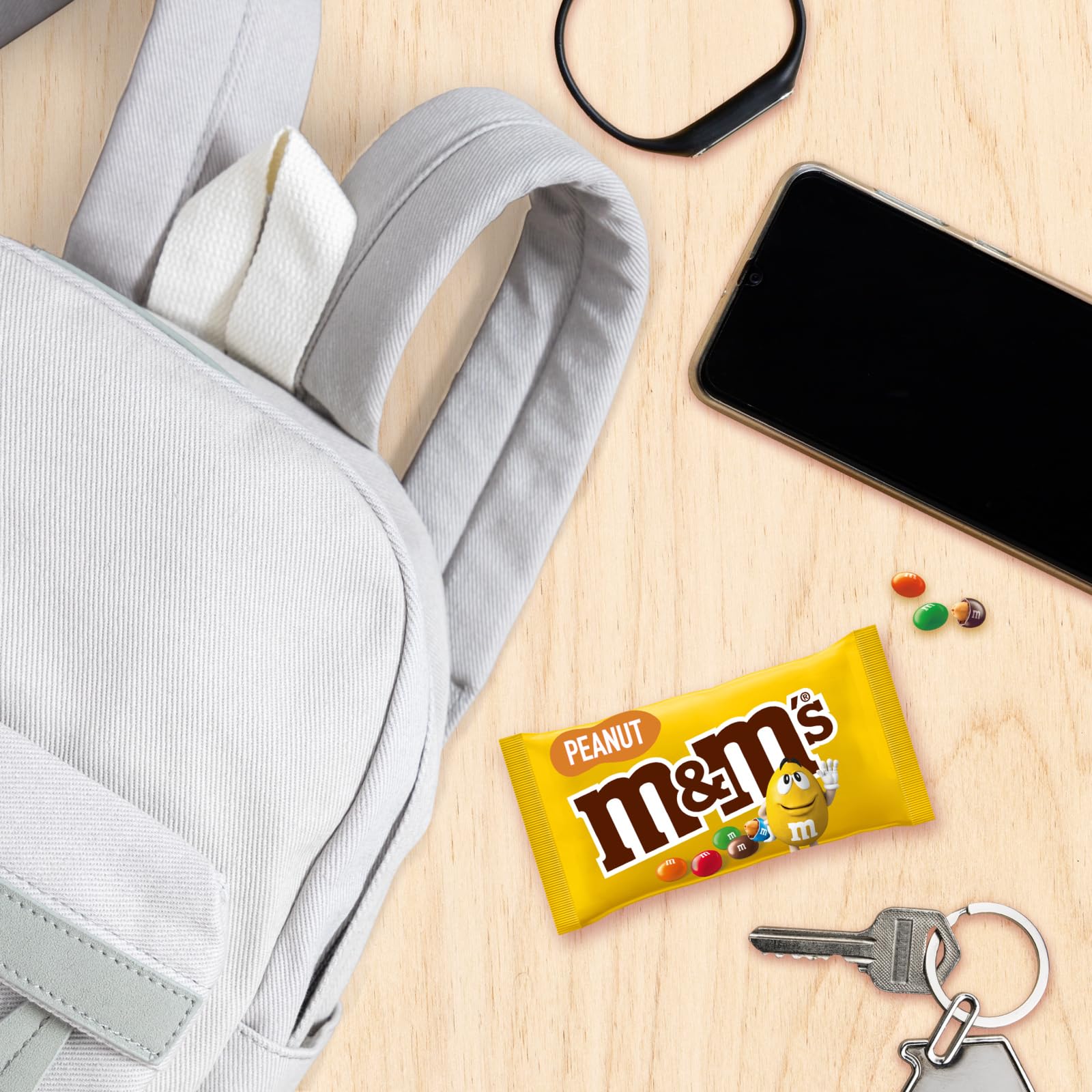 M&M's Crispy, Schokoladen Großpackung, 24 x 36g, Knusprige Schokolinsen als Süßigkeiten, Schokoladen Geschenk (816g)