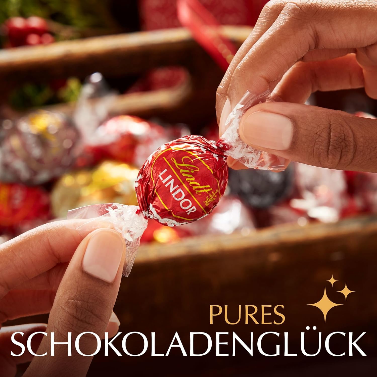 Lindt Schokolade | LINDOR Cornet Pistazie | 500g | 38 Kugeln in Vollmilchschokolade mit zartschmelzender Pistazien Füllung im süßen Cornet | Schokoladen Geschenk