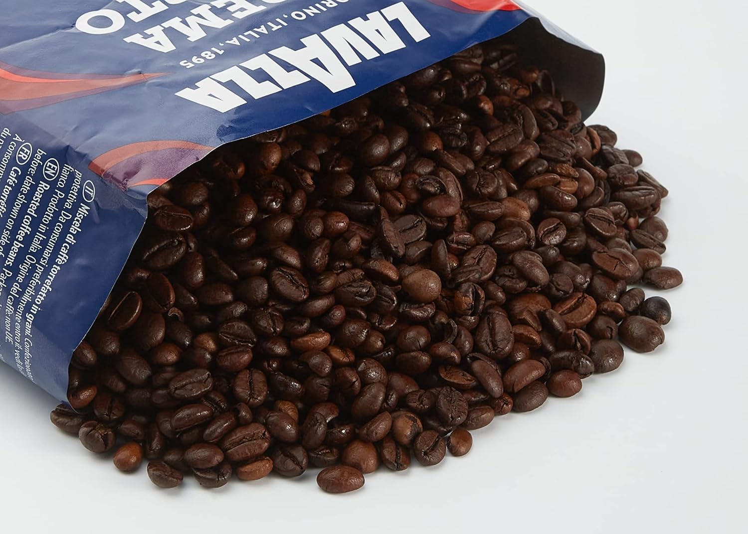Lavazza, Crema e Aroma, Arabica und Robusta Kaffeebohnen, Ideal für Espressomaschinen, mit Schokoladigen Aromen, Reicher und Vollmundiger Geschmack, Intensität 8/10, Mittlere Röstung, 1 kg Packung