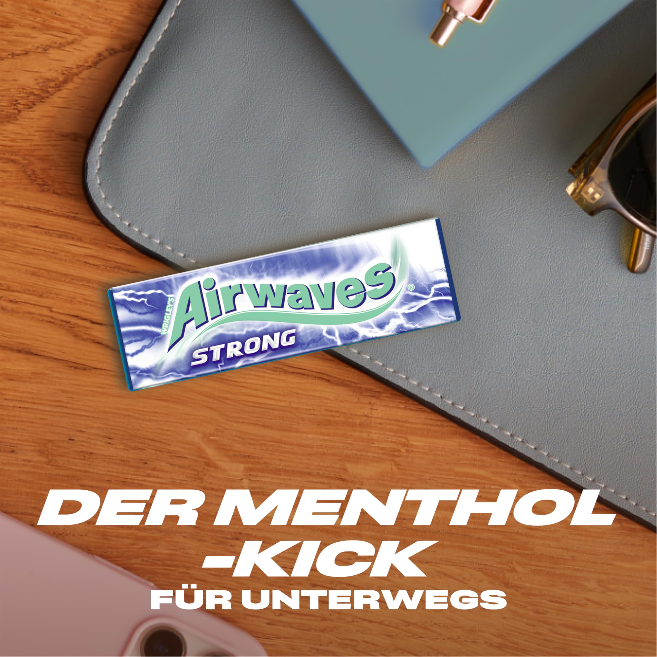 Airwaves Kaugummi Zuckerfrei, Strong, 30 x 10 Dragees, Großpackung Chewing Gum, Mit Natürlichem Menthol, Kaugummi ohne Zucker mit Minz Frische (300 Dragees)
