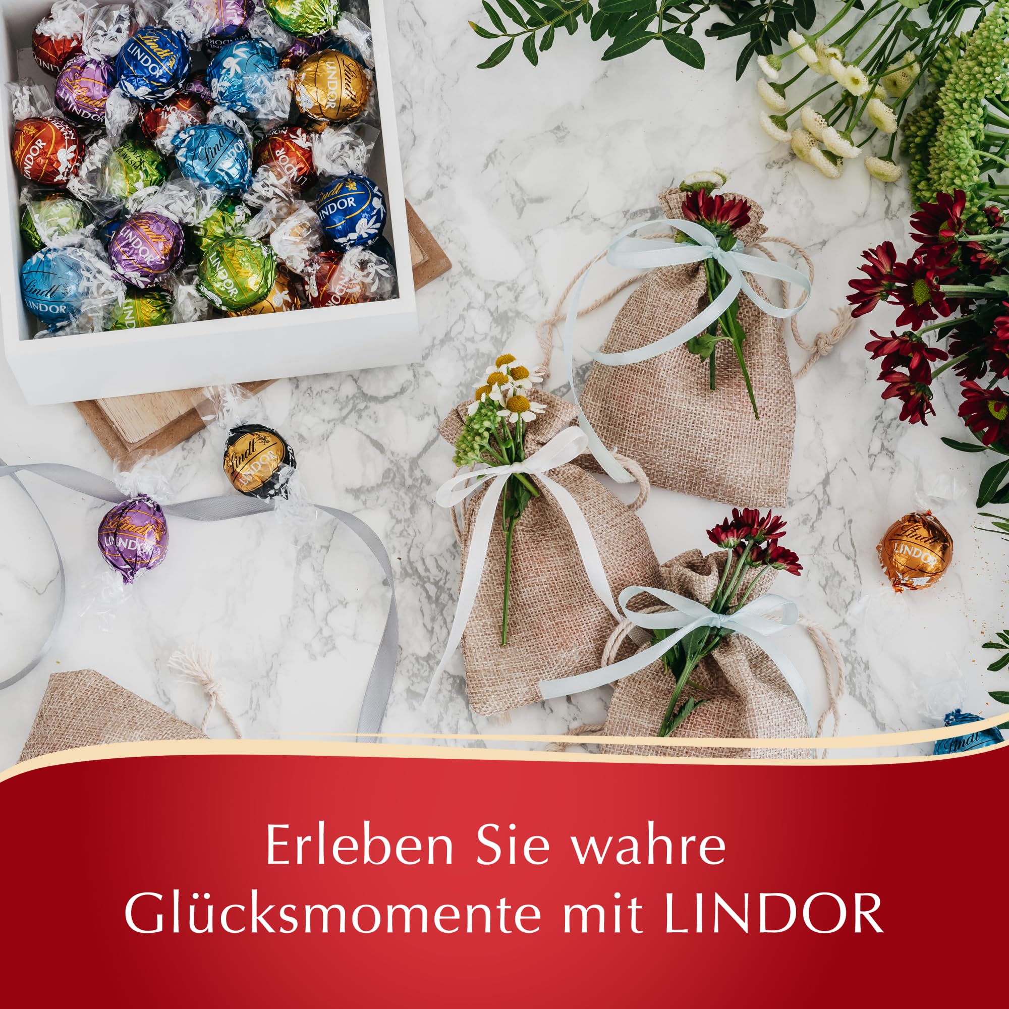 Lindt Schokolade LINDOR Mischung | 1371 g | Ca.109 Kugeln: Milch, 70%, Weiß, Milk&White, Stracciatella, Haselnuss, Salted Caramel, Double Chocolate, Feinherb, Pistazie | Schokoladengeschenk