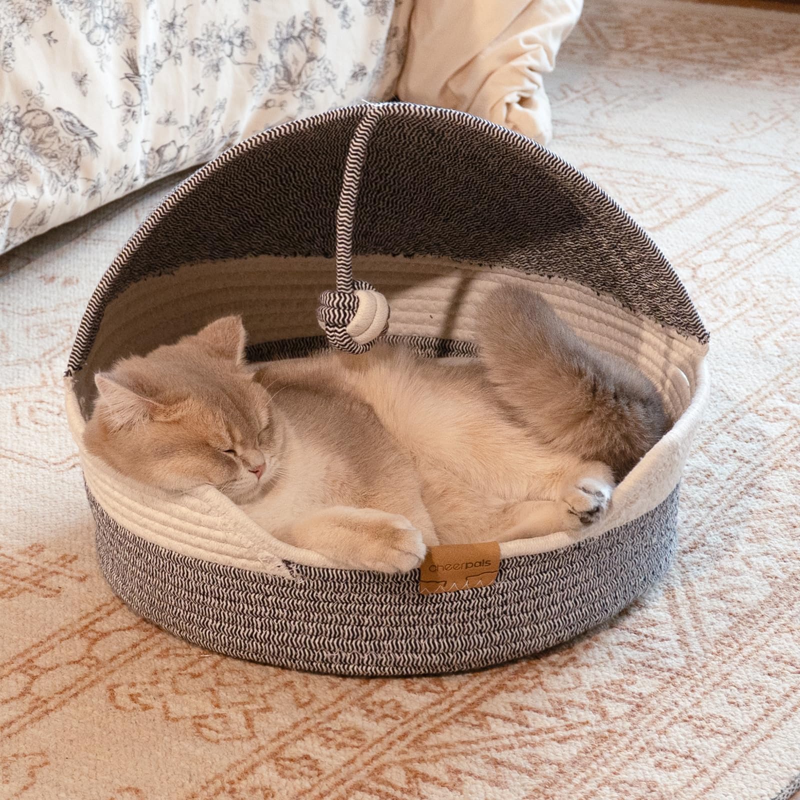 CheerPals Katzenbett mit Kissen, 47cm Waschbar Katzenkorb aus Baumwollseilen geflochten, zum Schlafen für Alle Katze, All Season Universal
