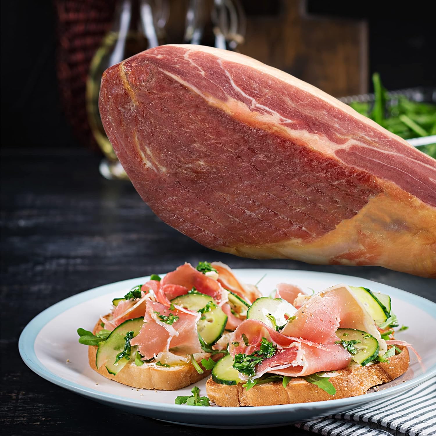 Serrano Schinken gereift ohne Knochen 1 Kg + Schinkenhalter & Schinkenmesser - Mini Spanischer Schinken Jamon Serrano