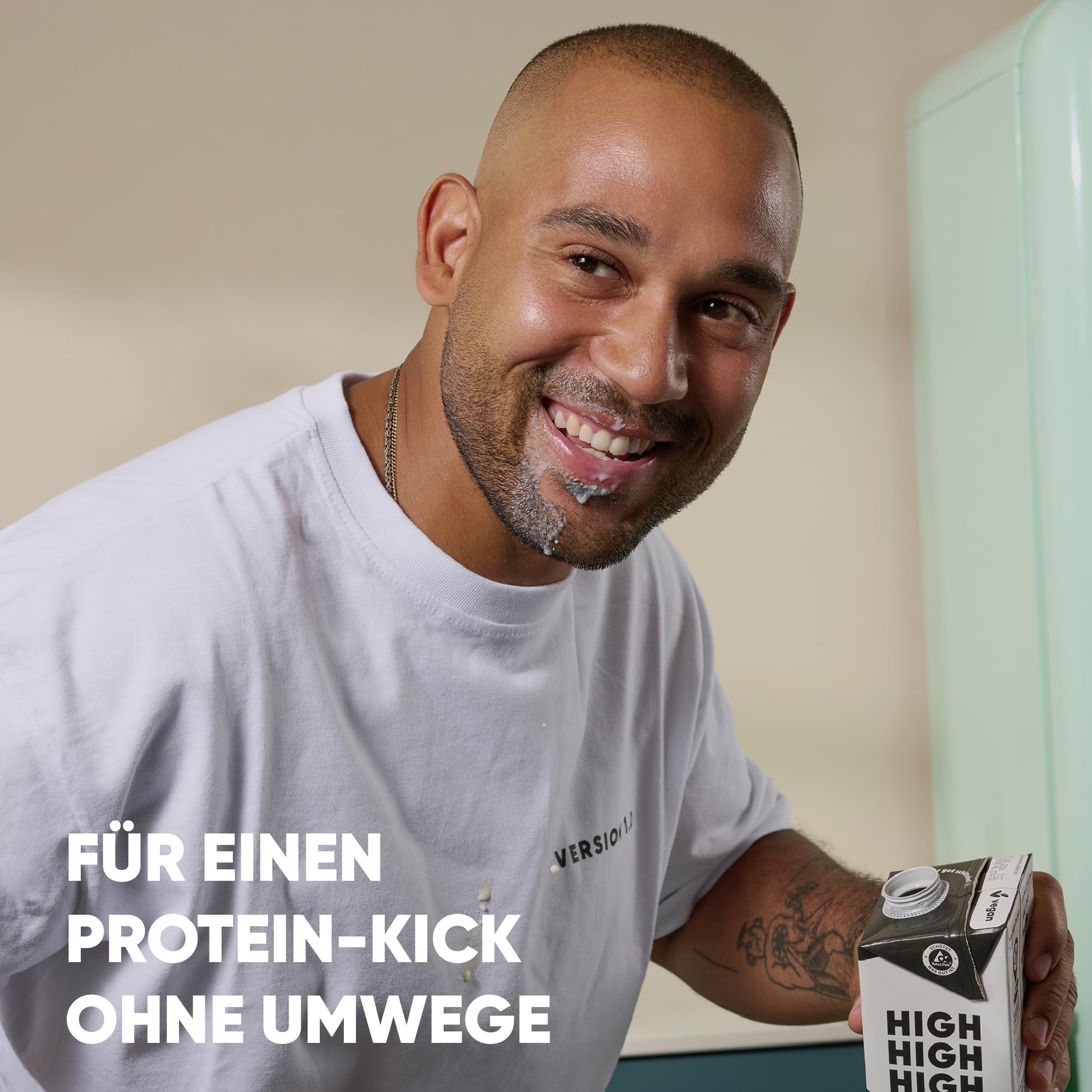 vly BARISTA - Die vegane Milchalternative aus Erbsenprotein | Cremiger Schaum | Reich an Ballaststoffen, Calcium, Vitaminen & Protein | Laktosefrei, Glutenfrei, Zuckerarm, Pflanzlich - 16x1L
