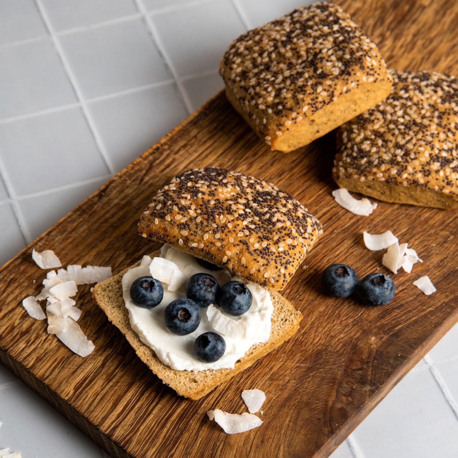 STEINER´s Low Carb High Protein Saatenbrötchen | 92% weniger Kohlenhydrate | high protein | nur 2,8g Kohlenhydrate | 23g Eiweiß (4er Pack, 16 Stk.)