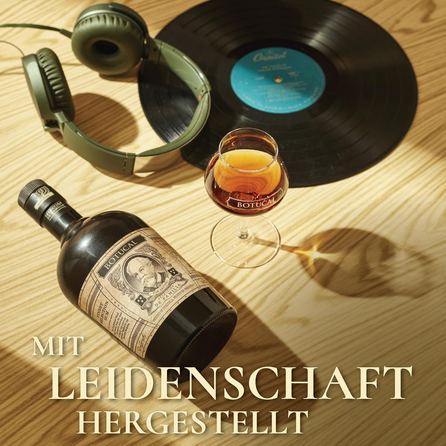 Botucal Reserva Exclusiva Rum - Geschenkempfehlung- Komplex und ausgewogen, mit einem langanhaltenden, verführerischen Abgang -0.7L/40% Vol.