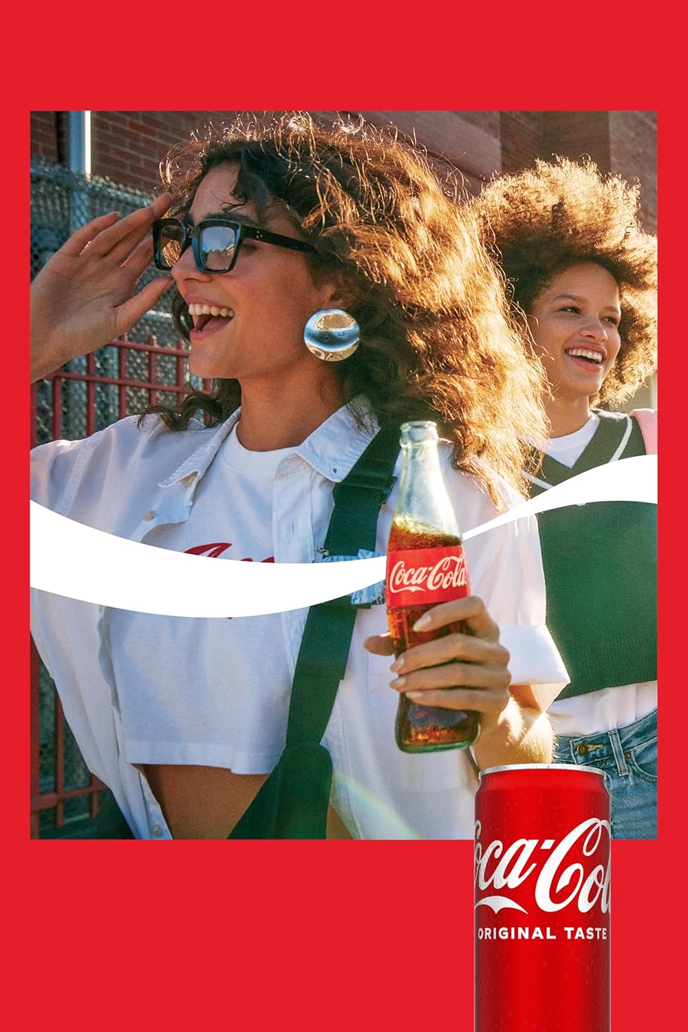 Coca-Cola Classic - prickelndes Erfrischungsgetränk mit unverwechselbarem Coke-Geschmack - koffeinhaltiger Softdrink in Einweg Dosen (24 x 330 ml)