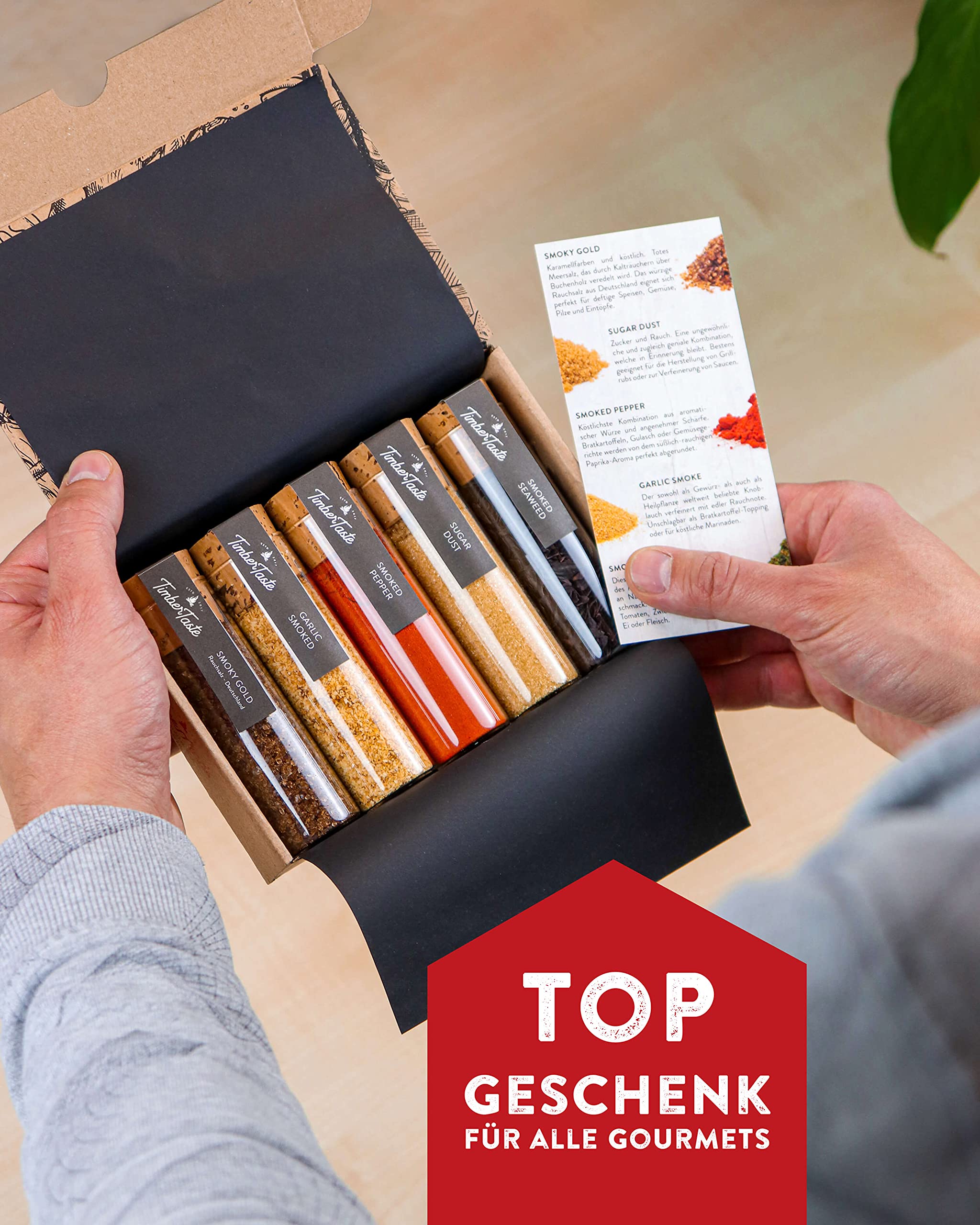 TIMBER TASTE® Grillgewürze Geschenkset - 5 premium BBQ Gewürze Rubs & Marinaden in edler Geschenkbox | Geschenke für Männer | Vatertag Geschenk | Gewürze Geschenkset ideal zum Grillen Geschenk Set