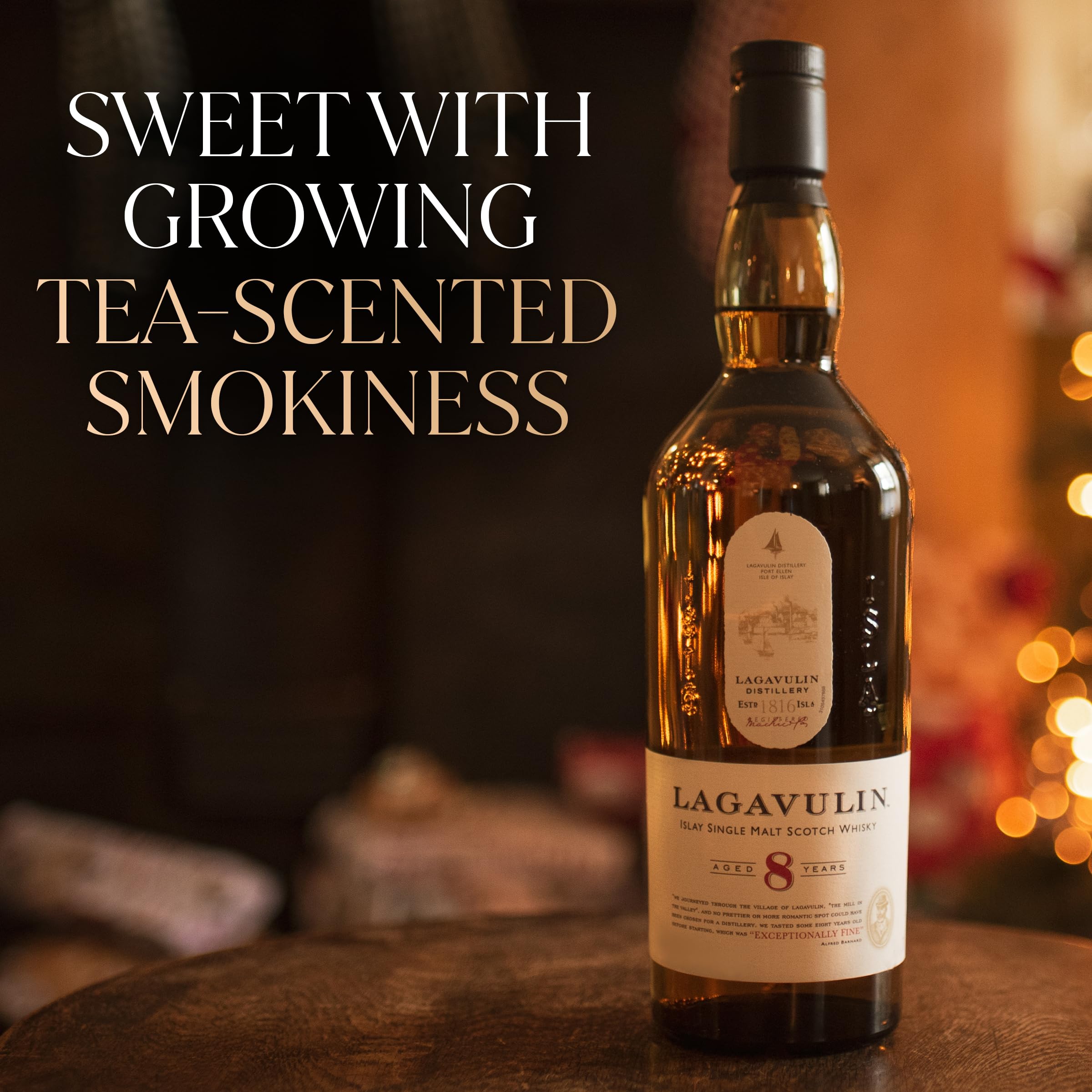 Lagavulin 16 Jahre Islay Single Malt Scotch Whisky, 43 % Vol, vol| rauchig, intensiv, torfig, süßer und salziger Single Malt Whisky, in Geschenkbox, gereift in Eichenfässern, 700ml
