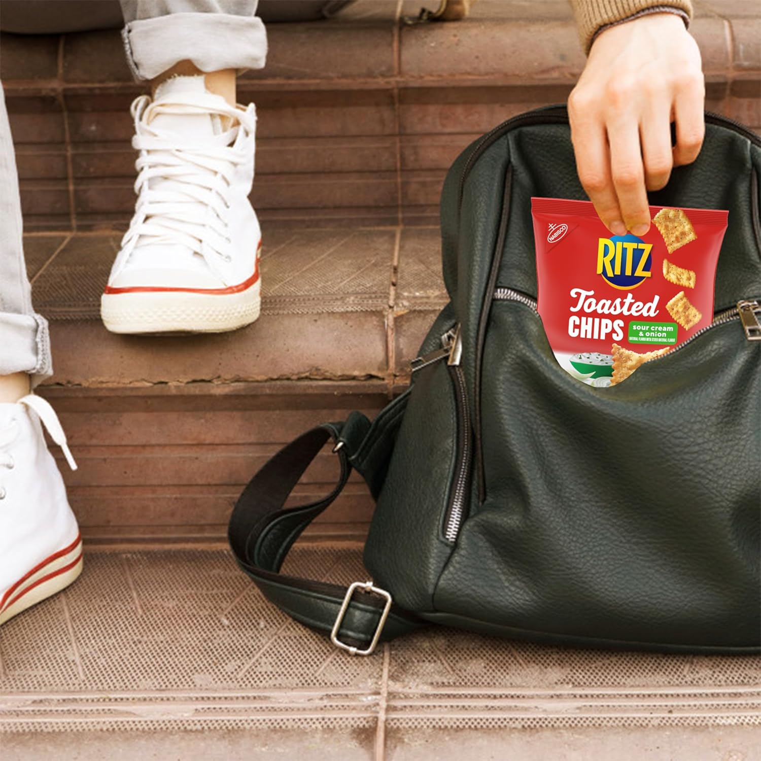Nabisco Cracker Variety Pack, RITZ Toasted Chips, Wheat Thins Snacks Whole Grain Wheat Crackers and Triscuit Minis Whole Grain Wheat Vegan Crackers, 40 Snack Packs