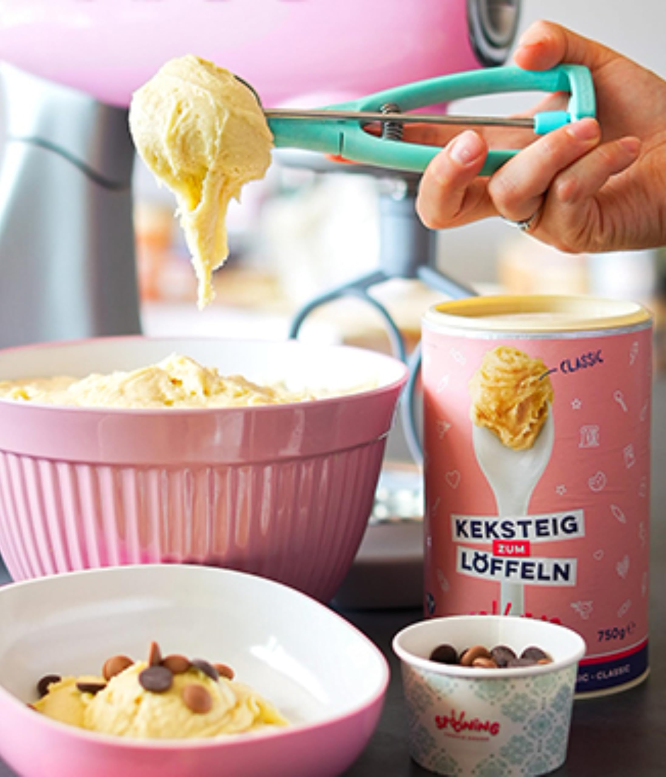 Spooning Cookie Dough Bundle, Keksteig zum Löffeln in 4 verschiedenen Sorten, Classic, Chocolate Chips, Black Cookie Crunch, Lemon Cake, 4x 215g