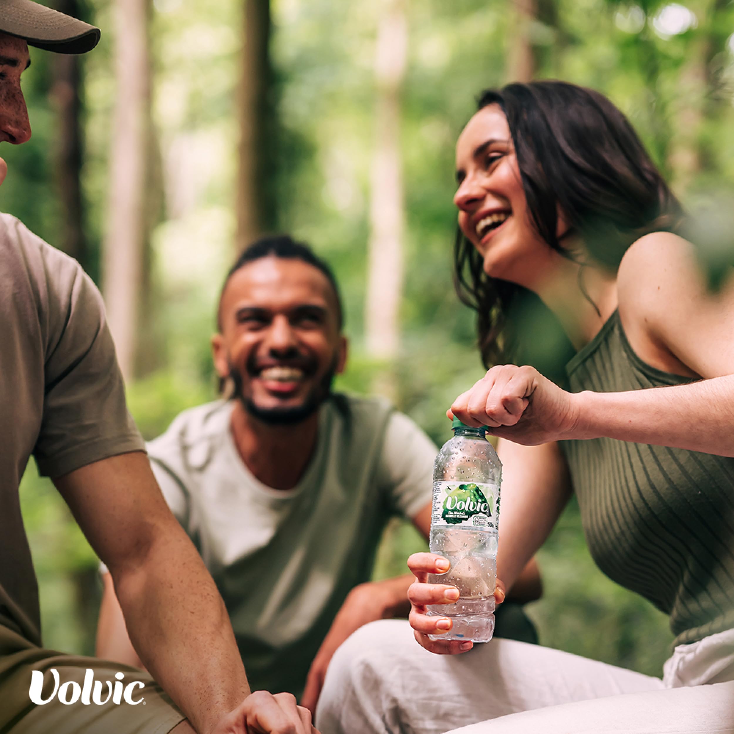 Volvic natürliches Mineralwasser ohne Kohlensäure – 6 x 1,5 l