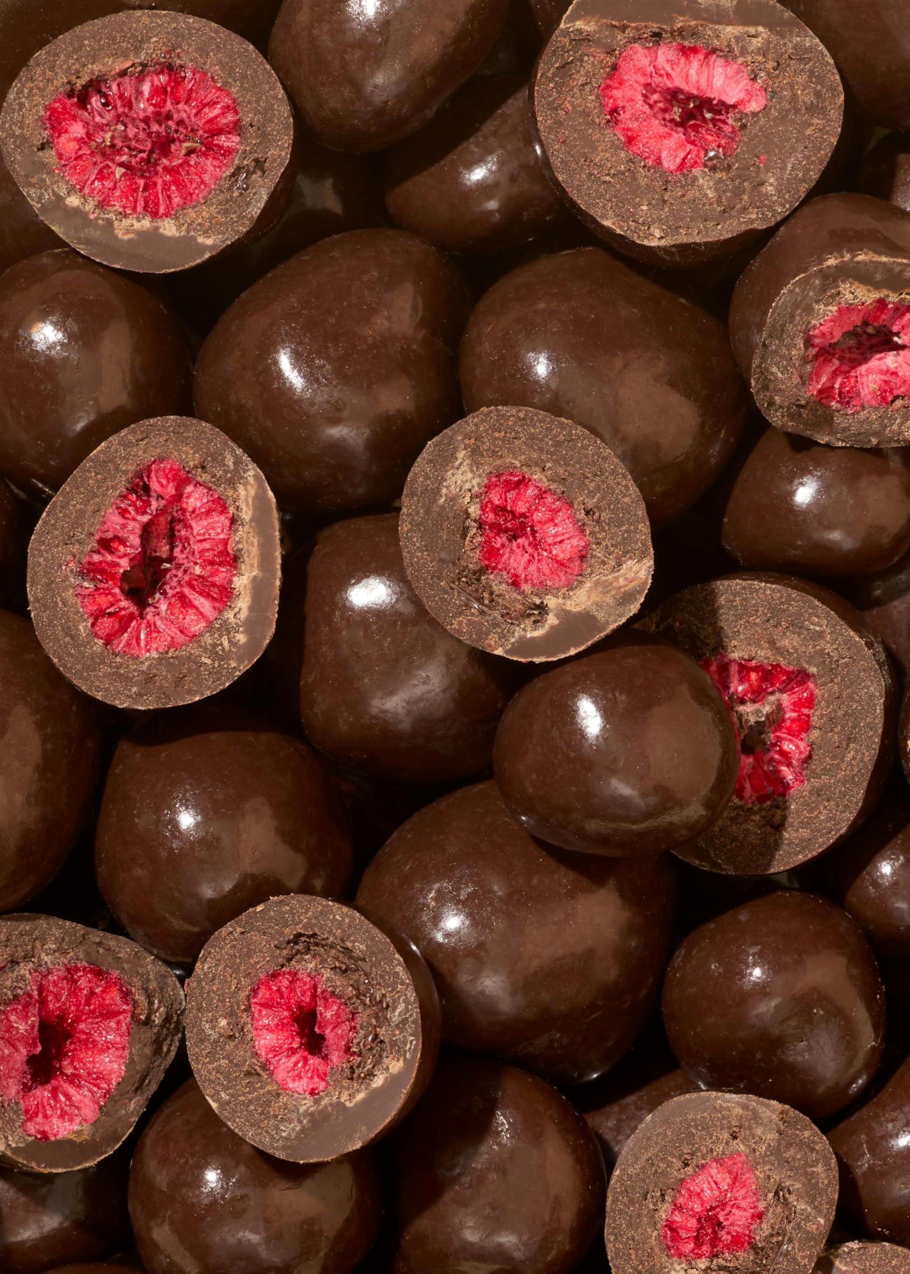 KoRo - Gefriergetrocknete Erdbeeren in Milchschokolade 1 kg - Knackig Fruchtig - Snack im Vorteilspack
