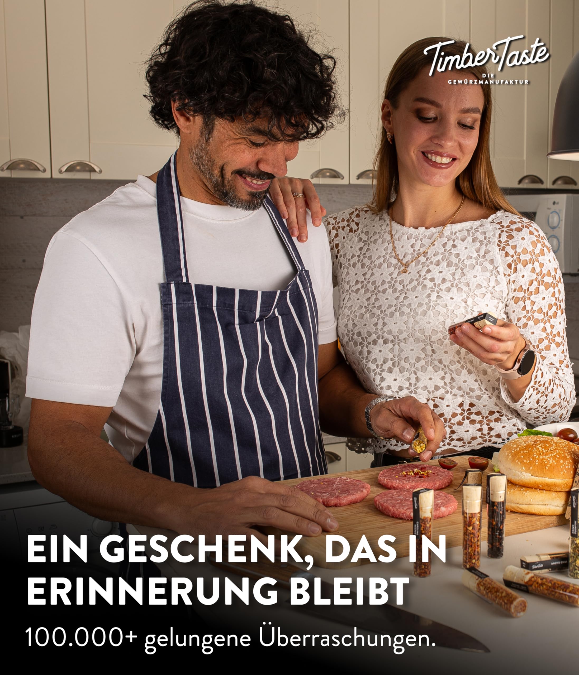 TIMBER TASTE® Grillgewürze Geschenkset - 5 premium BBQ Gewürze Rubs & Marinaden in edler Geschenkbox | Geschenke für Männer | Vatertag Geschenk | Gewürze Geschenkset ideal zum Grillen Geschenk Set