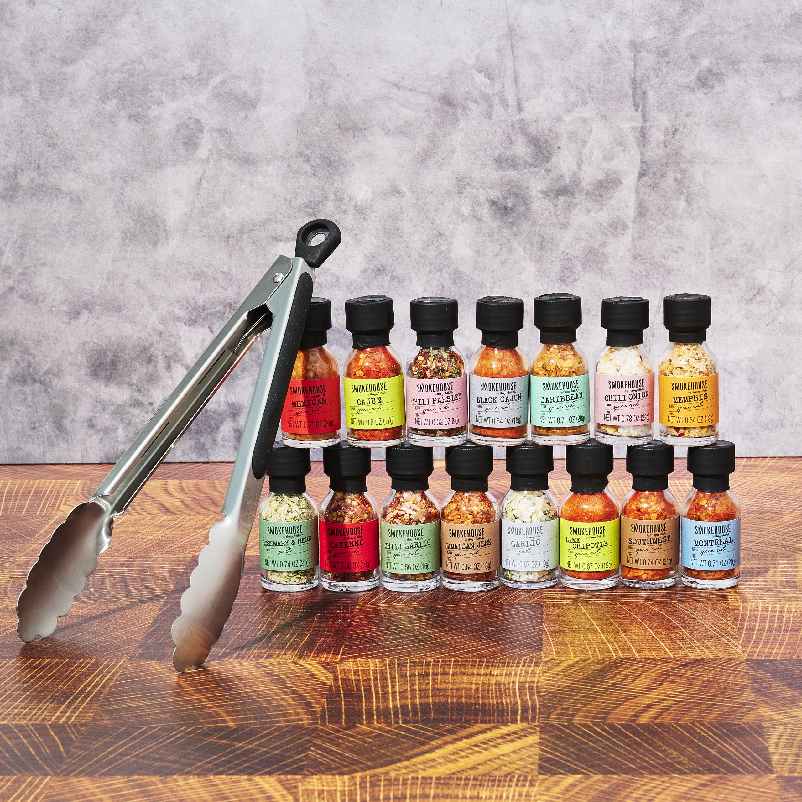 Thoughtfully BBQ Gewürze Geschenkset - Set mit 20 Grillgewürzen & BBQ Gewürzmischungen – Gewürze Set für Grillen & Barbecue – Geschenk zum Vatertag