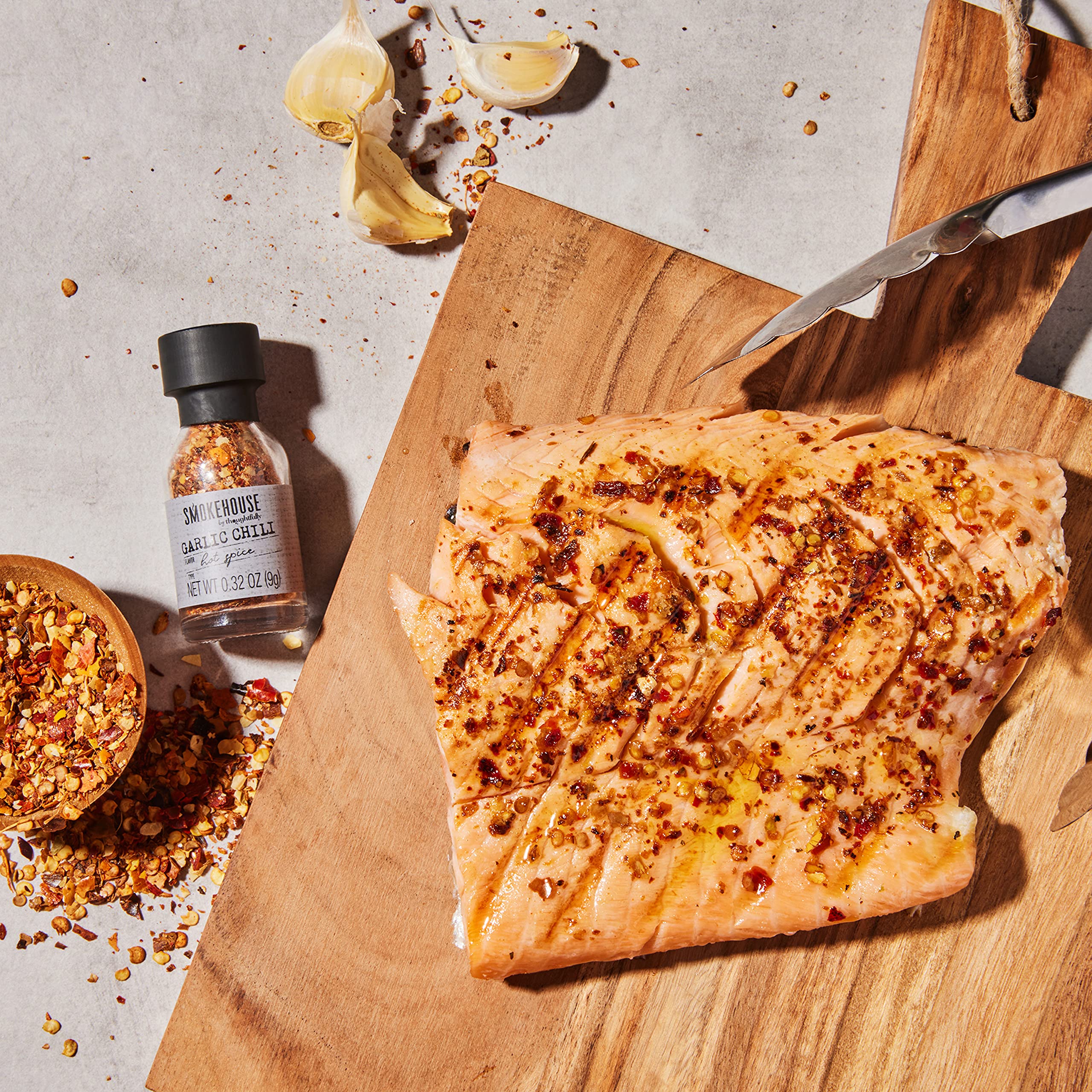 Thoughtfully BBQ Gewürze Geschenkset - Set mit 20 Grillgewürzen & BBQ Gewürzmischungen – Gewürze Set für Grillen & Barbecue – Geschenk zum Vatertag
