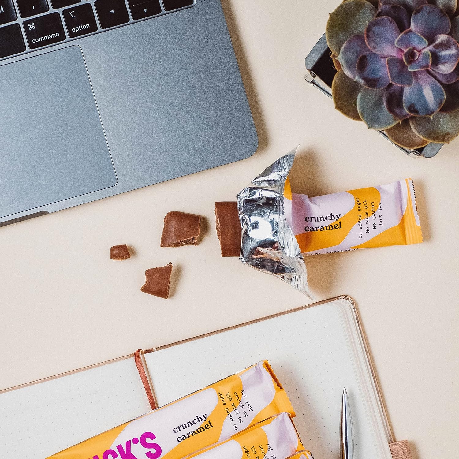 NICKS Keto Riegel Coconut, Schokolade Kokos Snacks, 175 Kalorien, 2 Net carbs, ohne Zuckerzusatz, Glutenfrei, Low carb Süssigkeiten (15x40g)