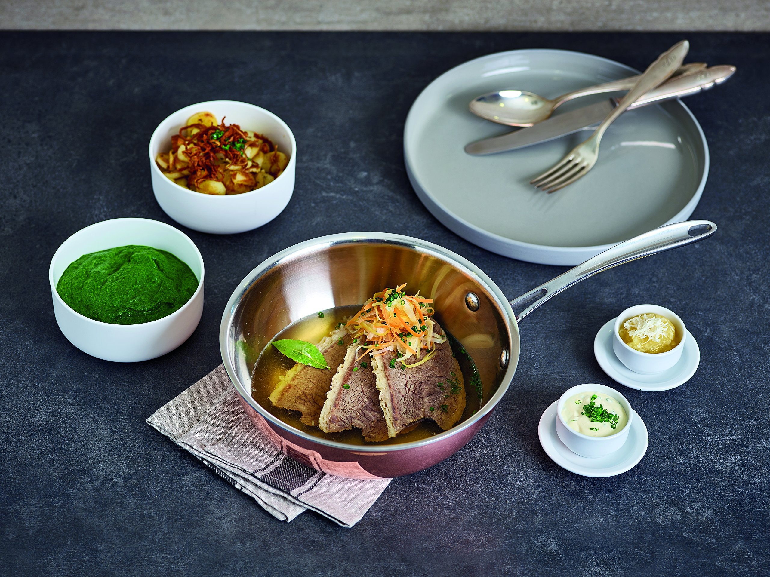 Knorr Goldaugen Rindsuppe (vielseitig anwendbare Rinderbrühe, authentischer Geschmack und idealer Suppenspiegel) 1er Pack (1 x 1 kg)